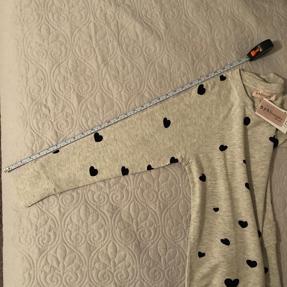 comfy sweatshirt, gray w/black hearts, phi… - Picture 12 of 12